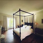 לינה וארוחת בוקר D'hotes De La Maison De Chaalis 3*